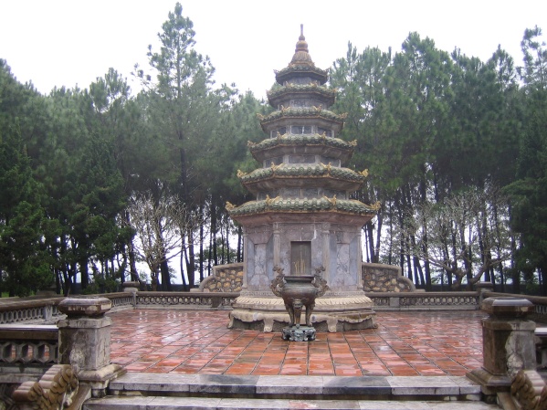 Hue Vietnam - Temples